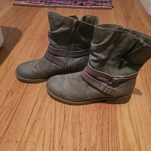 Jellypop Gray Ankle Boots